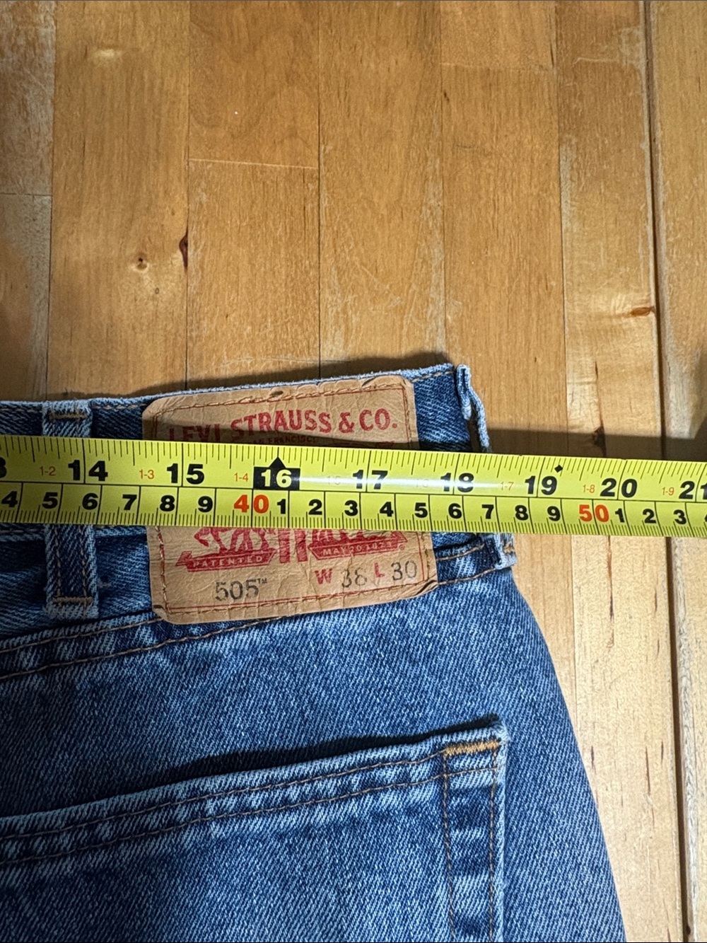 Levi's Men's 505 regular fit jeans - Picture 9 of 10